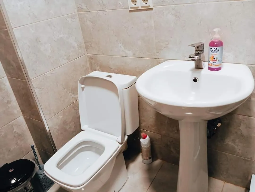 Apartment Near Of Batumi Plaza 0*,